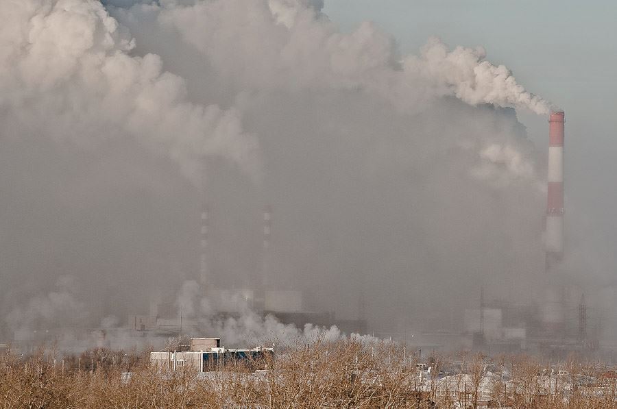 Сайт экологии челябинской области. Загрязнение воздушной атмосферы Челябинск. Загрязненный воздух в Челябинске. Челябинск выбросы 2020. Челябинск смог.