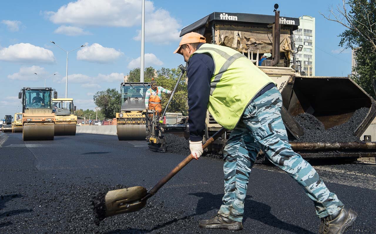 До конца октября будут отремонтированы 1 млн 200 тыс. кв.м дорог