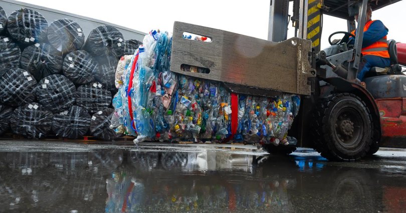 Как в Челябинске внедряют систему 
по переработке мусора
