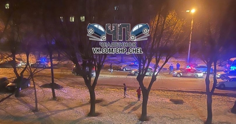 В Челябинске во время оформления ДТП 
столкнулись шесть автомобилей
