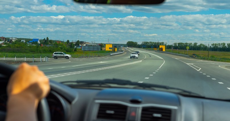 До сентября на автодороге 
Челябинск-Троицк ограничили движение 
транспорта
