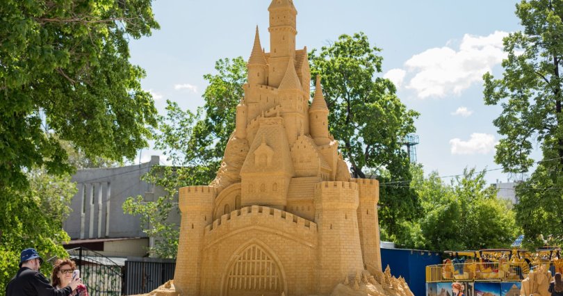 В Челябинске до весны «законсервируют» 
песочные скульптуры
