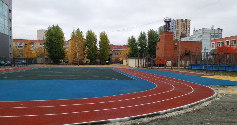 Новая спортивная площадка появилась 
в школе Челябинска
