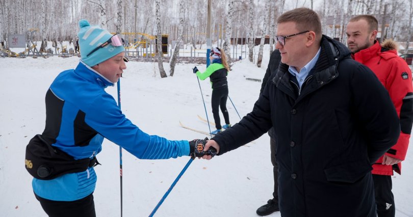 Алексей Текслер посетил лыжный комплекс 
в Полетаево
