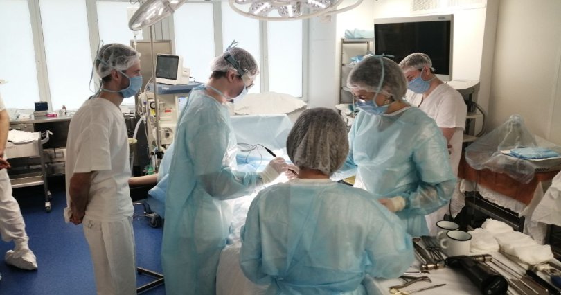 В Челябинской области впервые провели 
операцию по реконструкции коленного 
сустава
