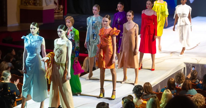 Фестиваль моды «Платье города-2023» 
состоялся в Челябинске. Фоторепортаж
