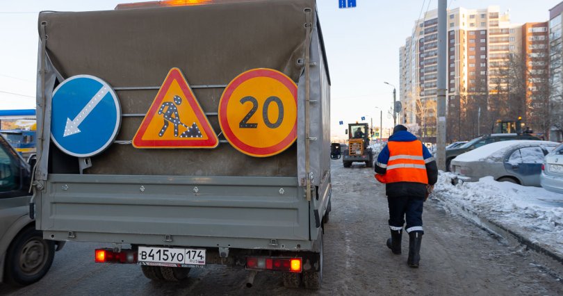 Сегодня Челябинск от снега убирают 215 
дорожных рабочих
