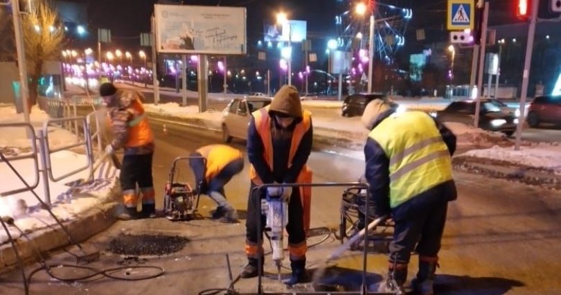 В Челябинске впервые начали 
ремонтировать дороги в феврале

