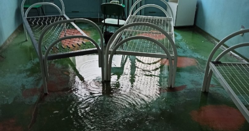 В ковидном госпитале Челябинской области 
потоп
