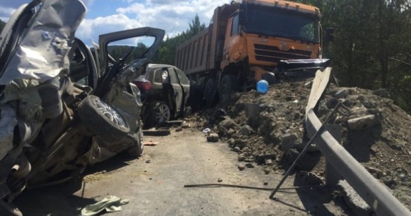 На участке трассы М-5 Юрюзань — Сатка 
у грузовика отказали тормоза
