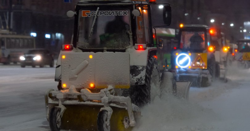 Минувшей ночью с улиц Челябинска 
вывезено более 1 000 тонн снега

