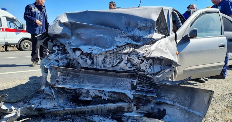 На трассе в Челябинской области 
произошло лобовое столкновение двух 
автомобилей
